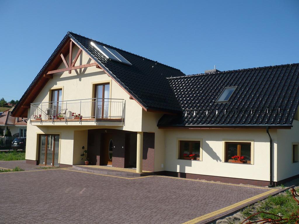 Gosciniec Klejnot Hotel Borowo Kültér fotó