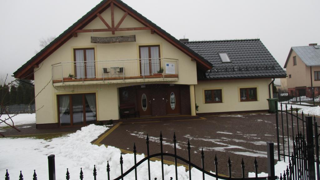 Gosciniec Klejnot Hotel Borowo Kültér fotó