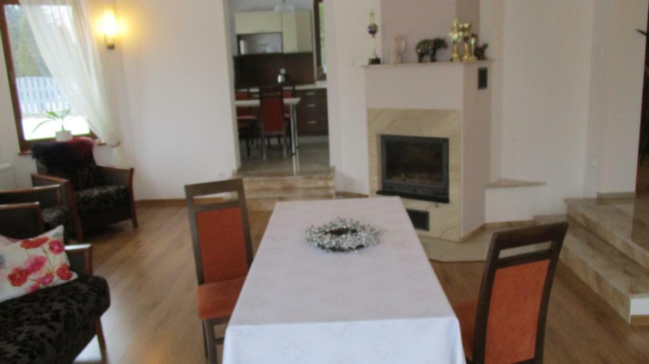 Gosciniec Klejnot Hotel Borowo Kültér fotó