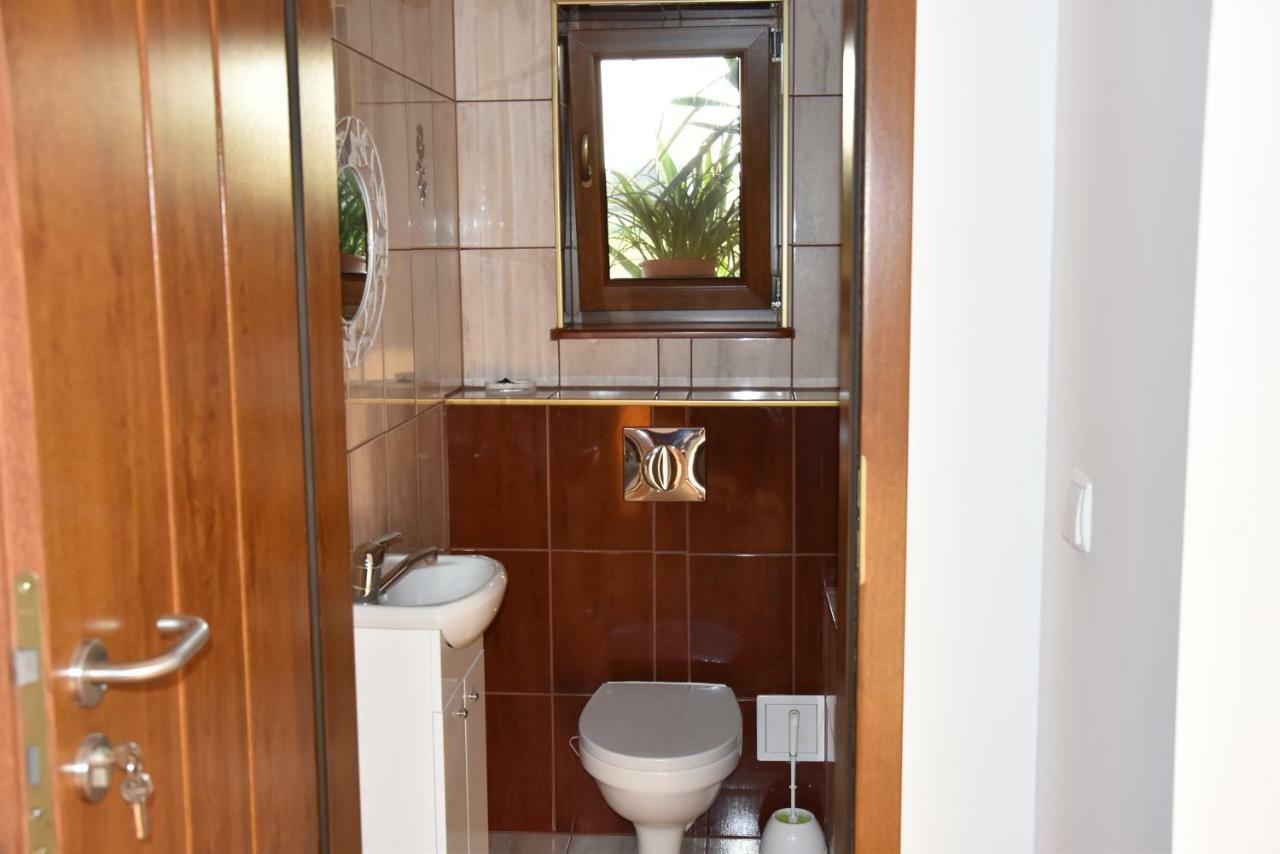 Gosciniec Klejnot Hotel Borowo Kültér fotó